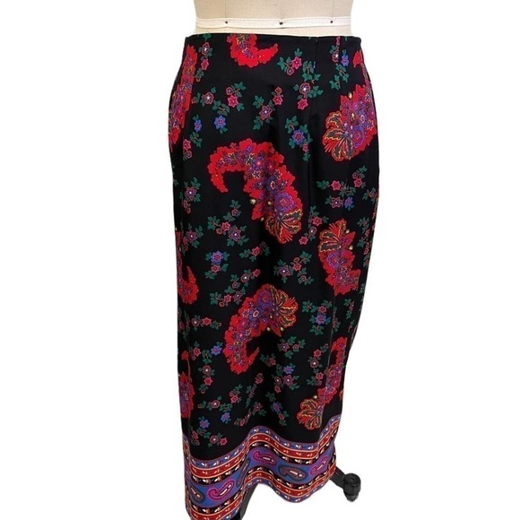 Carlisle 2 PC Silk Wool Black Floral skirt & Jacket Set Suit NWOT Sz 12 - Picture 2 of 8